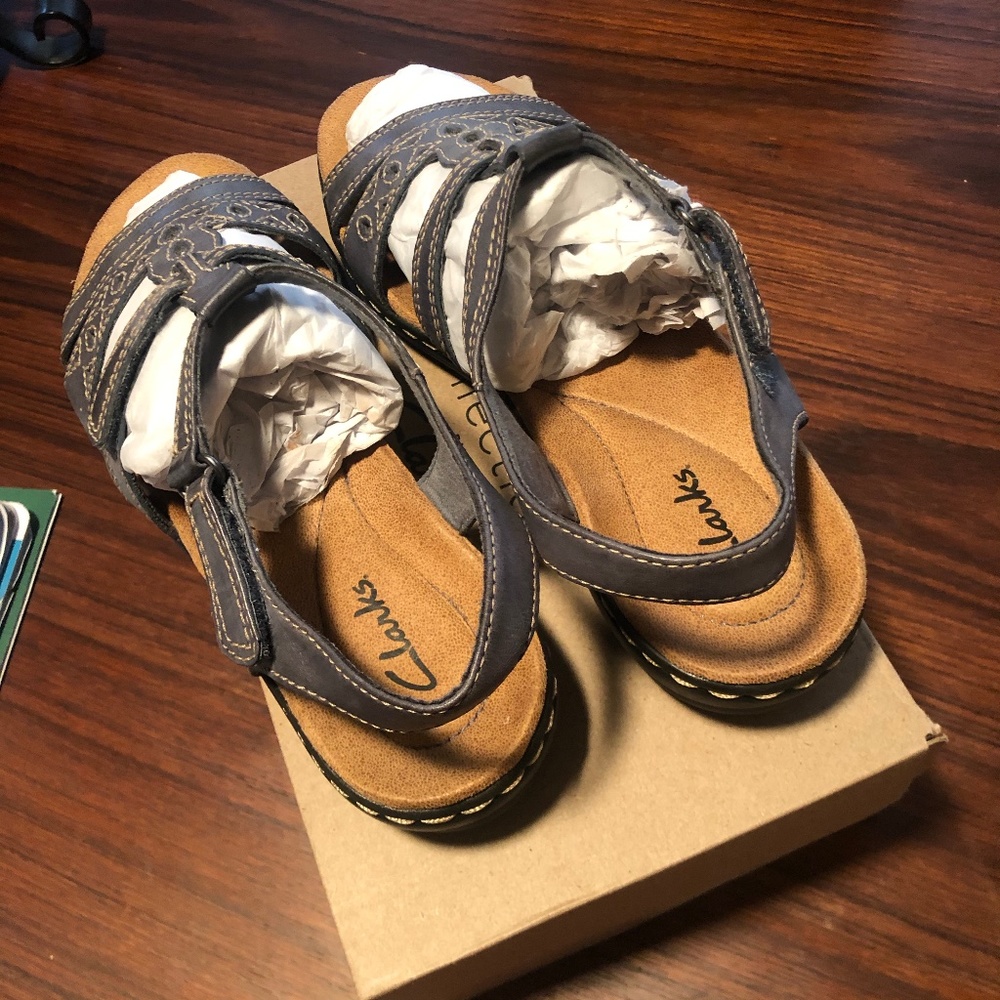 Clarks Blue Leather Sandel